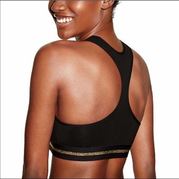 🎄☃️Vs Pink Sports Bra & Panty Set - Picture 4 of 4